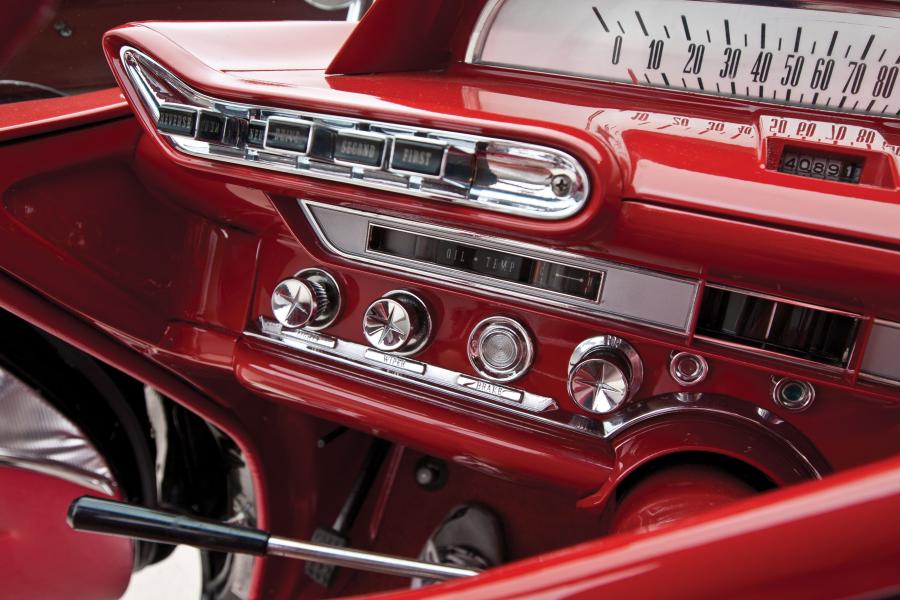  Dodge Dart Phoenix D-500 Convertible 1961 года  (фото 17 из 31)